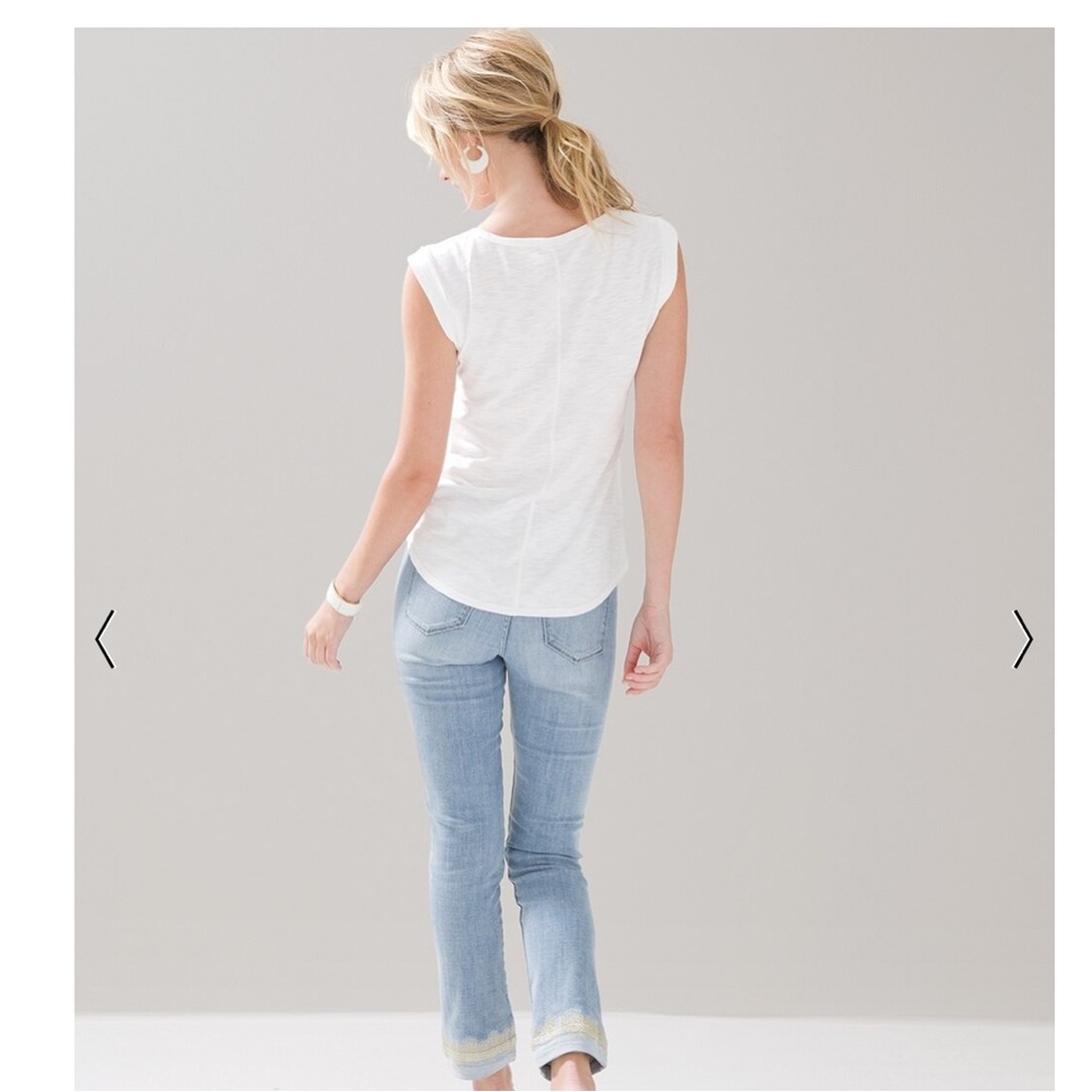 NWT White House Black Market, scoop neck white T-shirt - Picture 7 of 9